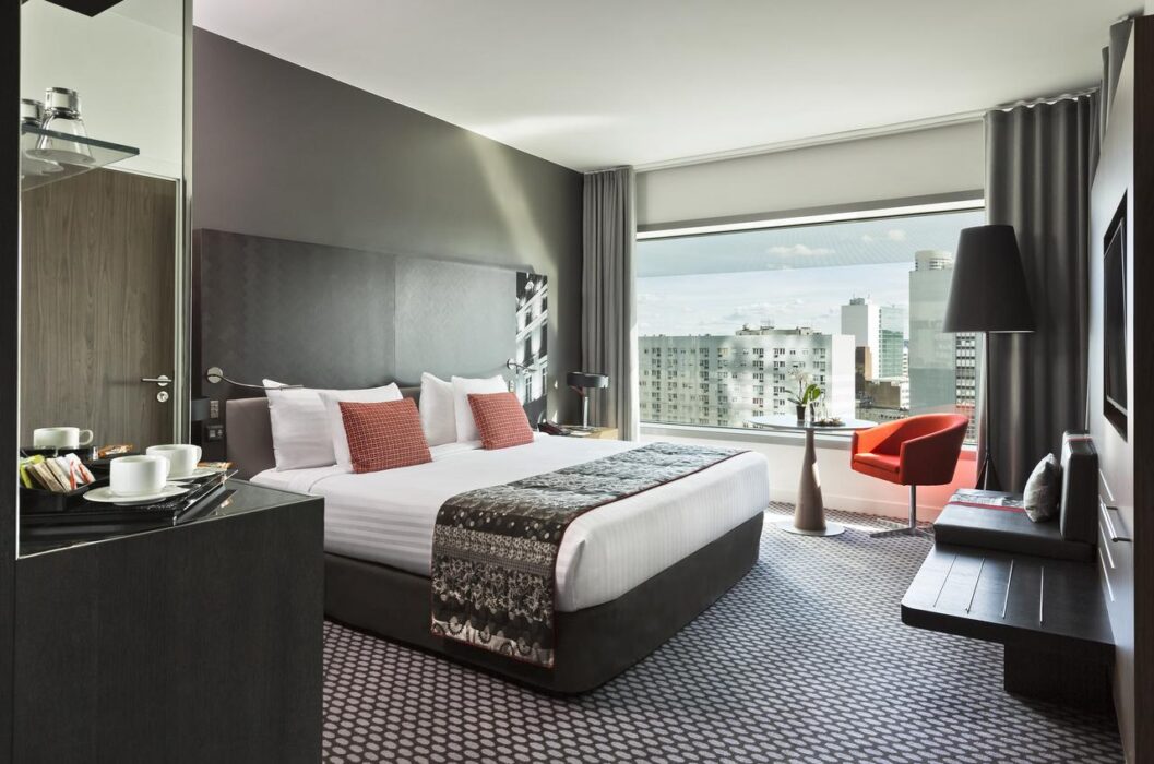 We transform commercial and residential buildings with professional painting services that protect your investment and create spaces people love.
